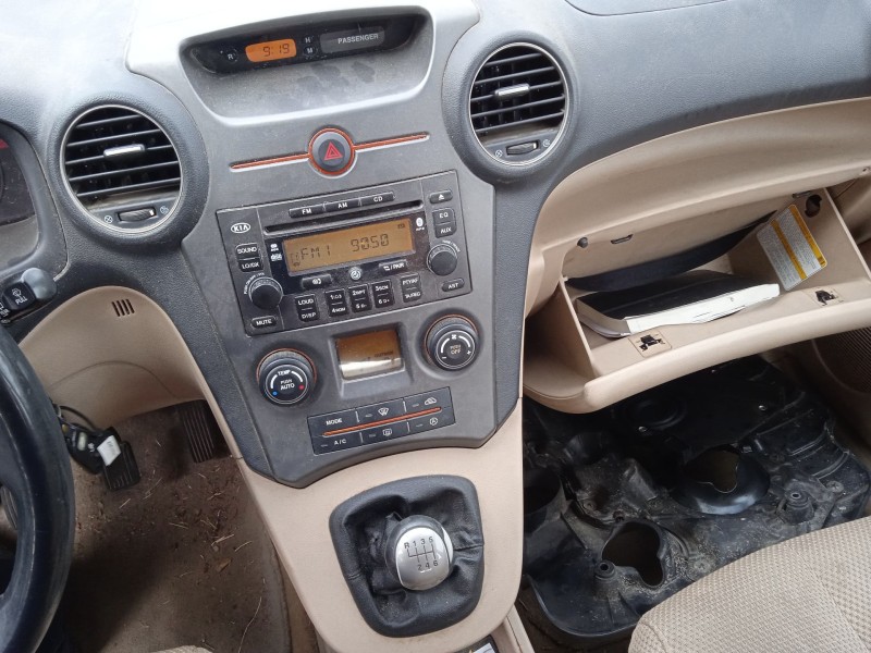 kia carens iii monospace (un) del año 2009