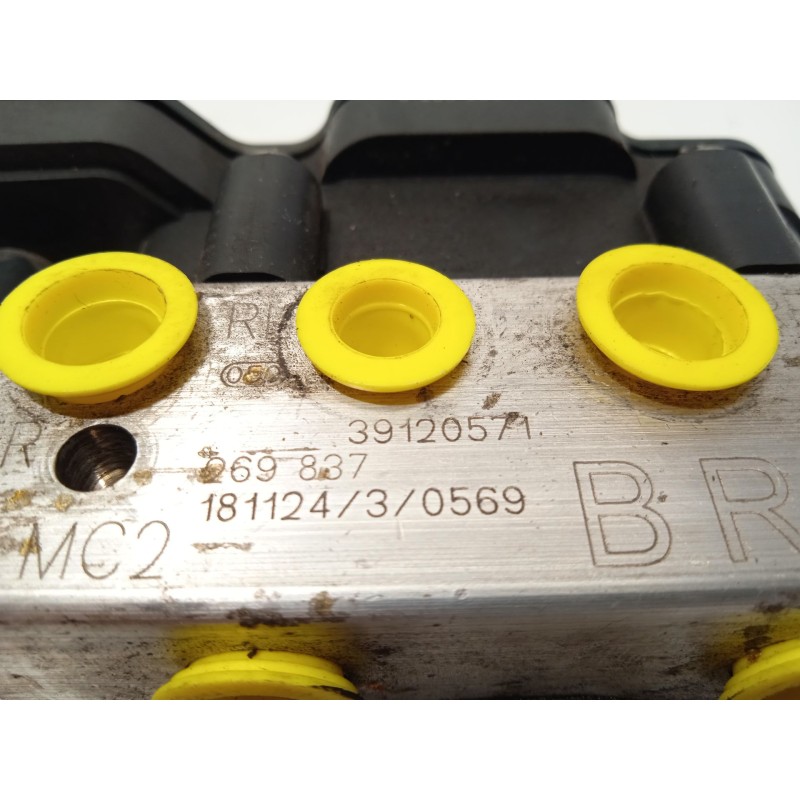 Recambio de abs para opel astra k sports tourer selective referencia OEM IAM 39120571 2265106455 269837