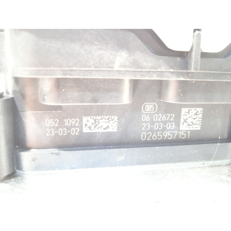 Recambio de abs para toyota yaris (_p21_, _pa1_, _ph1_) 1.5 hybrid (mxph10) referencia OEM IAM 445400D780 0265957151 970448