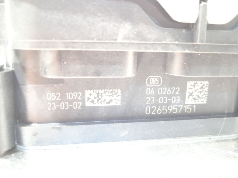 Recambio de abs para toyota yaris (_p21_, _pa1_, _ph1_) 1.5 hybrid (mxph10) referencia OEM IAM 445400D780 0265957151 970448