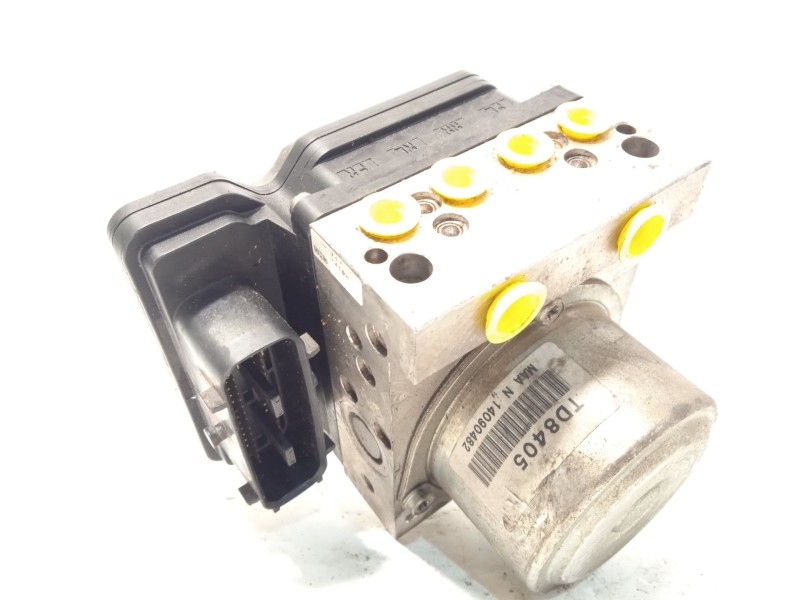 Recambio de abs para nissan juke (f15) 1.6 16v referencia OEM IAM 476601KC1B 1413H016 TD8405