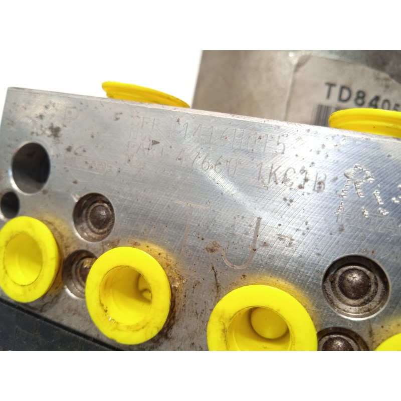 Recambio de abs para nissan juke (f15) 1.6 16v referencia OEM IAM 476601KC1B 1413H016 TD8405