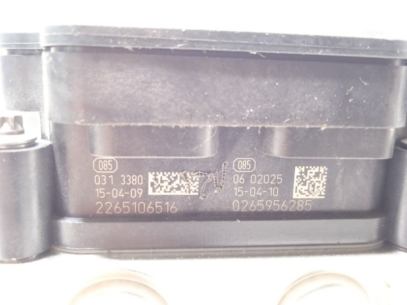 Recambio de abs para dacia sandero ii tce 90 (b8m1, b8ma) referencia OEM IAM 476605492R 269633 2265106516