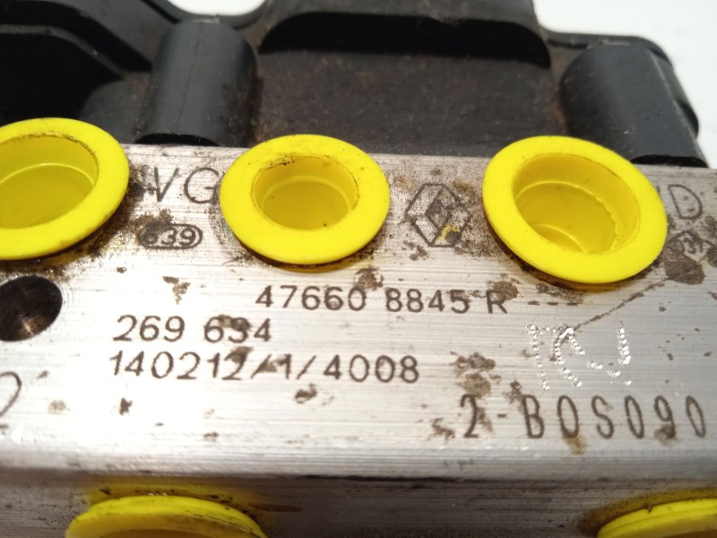 Recambio de abs para dacia duster laureate 4x2 referencia OEM IAM 476608845R 0265956285 269634