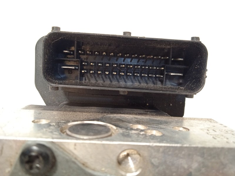 Recambio de abs para hyundai i40 i (vf) 1.7 crdi referencia OEM IAM 589203Z600 BH6013I550 BE6003I550