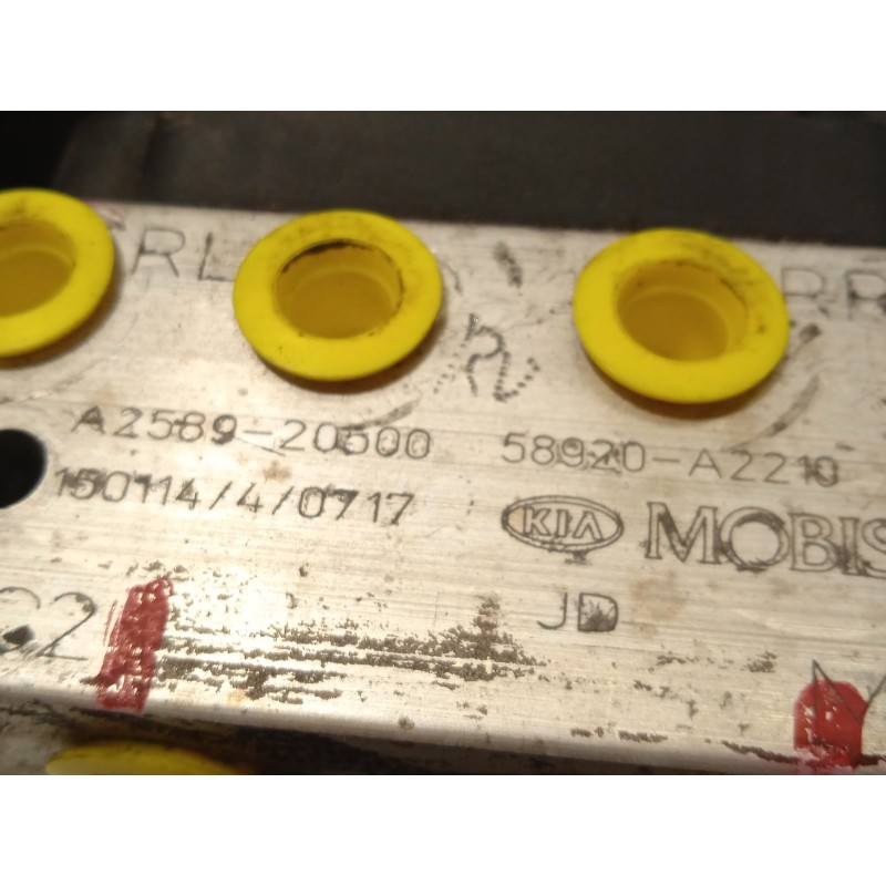 Recambio de abs para kia pro_cee´d ( ) drive referencia OEM IAM 58920A2210 6158945200 A258920500