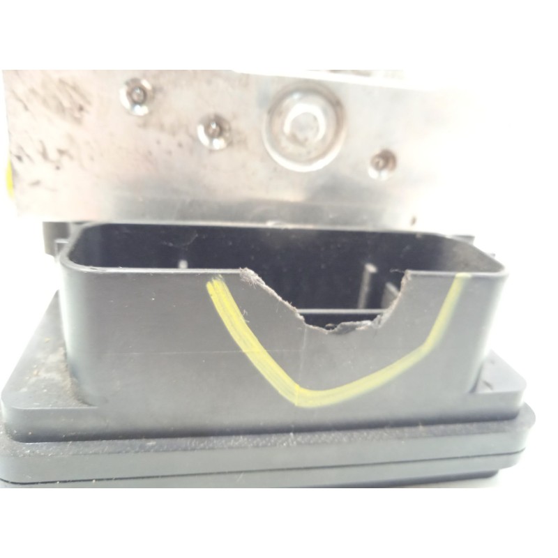 Recambio de abs para kia cee´d 1.4 crdi cat referencia OEM IAM 58920A2230 6158945200 A258920800