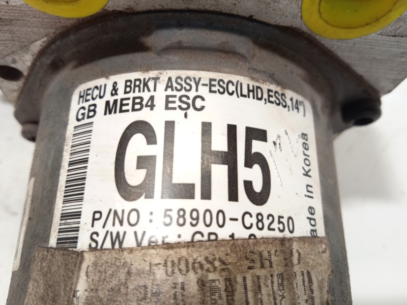 Recambio de abs para hyundai i20 active 1.4 referencia OEM IAM 58920C8250 6158945200 C858920550