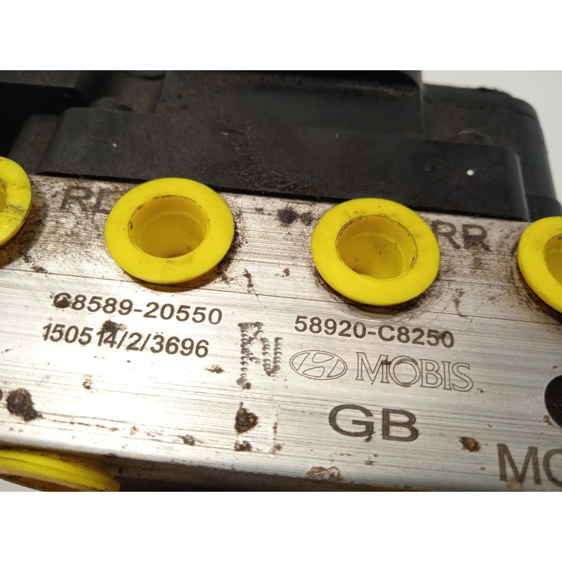 Recambio de abs para hyundai i20 active 1.4 referencia OEM IAM 58920C8250 6158945200 C858920550