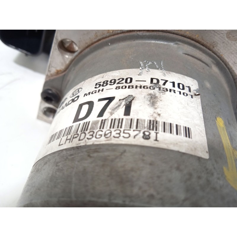 Recambio de abs para hyundai tucson tecno 2wd referencia OEM IAM 58920D7101 BE6003R101 80BH6013R101