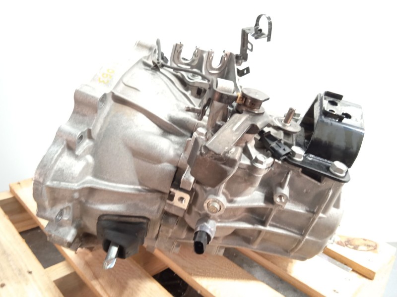 Recambio de caja cambios para hyundai i30 (fd) 1.6 crdi referencia OEM IAM 4300032360  