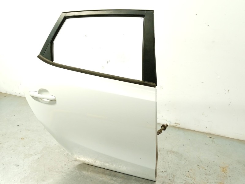 Recambio de puerta trasera derecha para hyundai i30 (fd) 1.6 crdi referencia OEM IAM 770042R010  