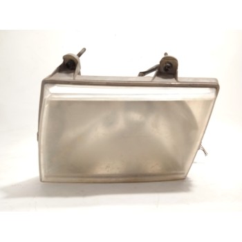 Recambio de faro izquierdo para mazda b-serie (un) sdx doble cabina referencia OEM IAM UM95510L0B  