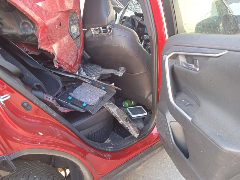 toyota rav 4 v (_a5_, _h5_) del año 2022