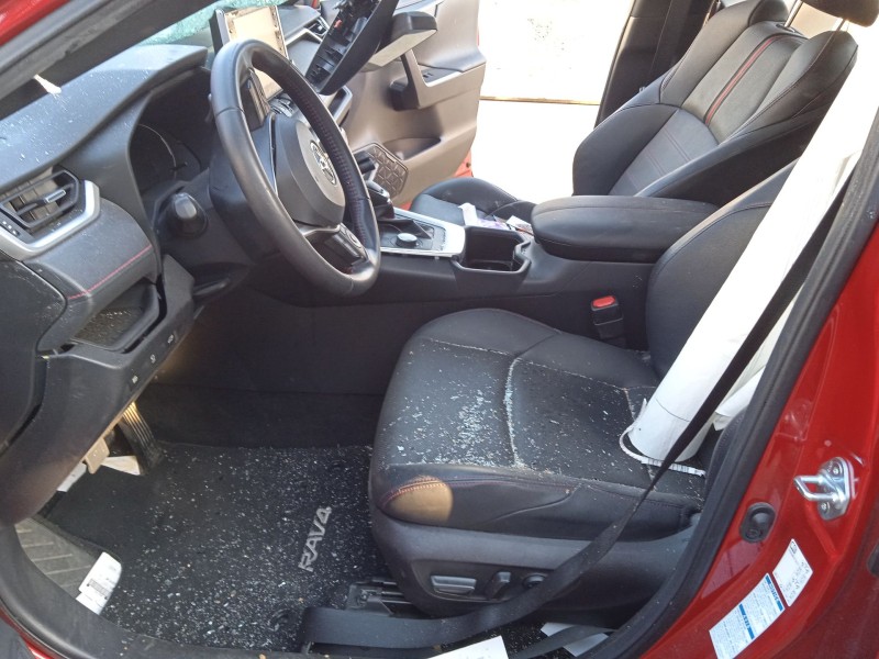 toyota rav 4 v (_a5_, _h5_) del año 2022