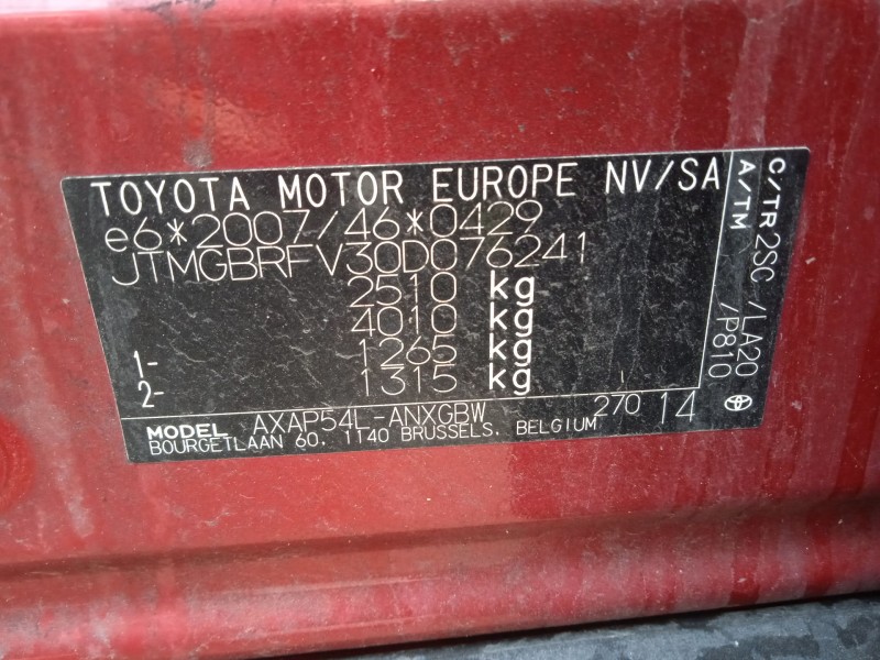 toyota rav 4 v (_a5_, _h5_) del año 2022