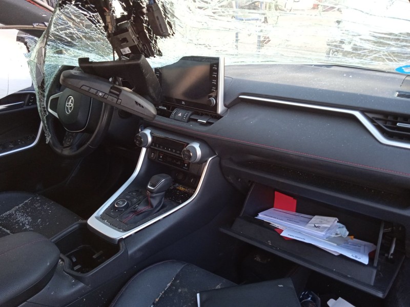 toyota rav 4 v (_a5_, _h5_) del año 2022