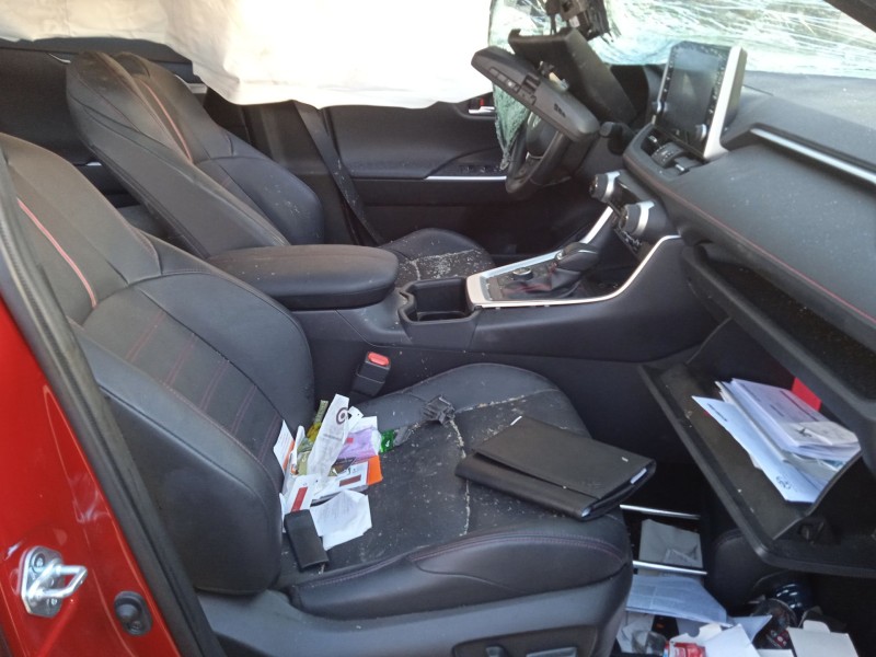 toyota rav 4 v (_a5_, _h5_) del año 2022