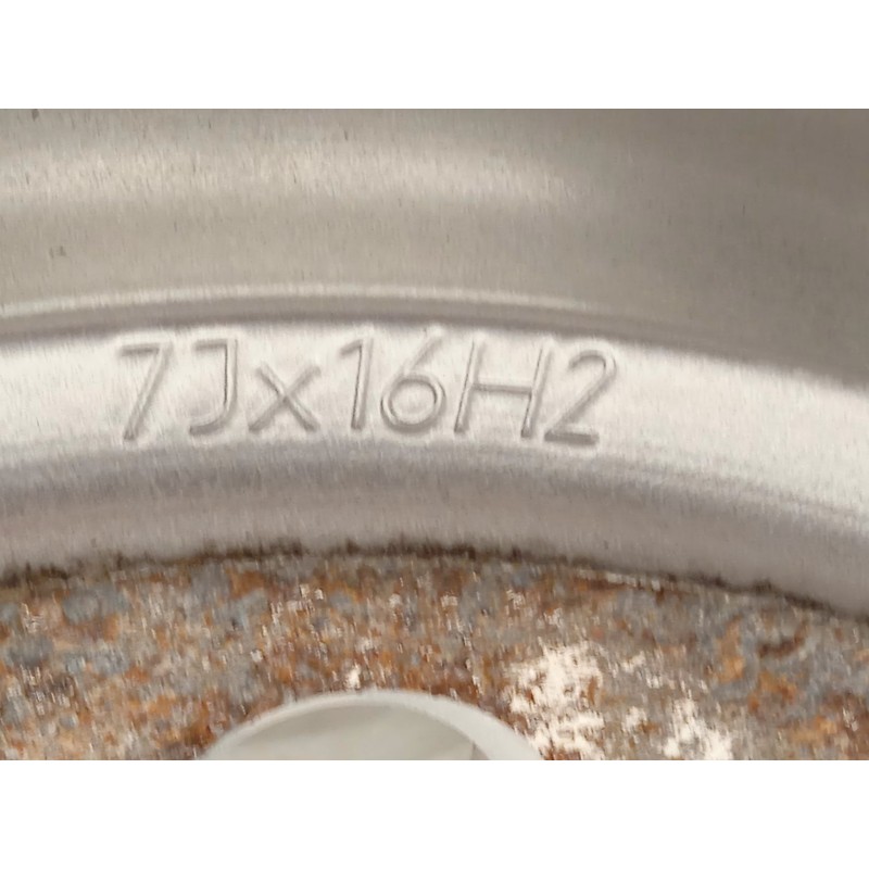 Recambio de llanta para bmw 5 (e60) 530 i referencia OEM IAM 6762000 36116762000 