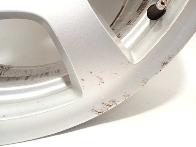 Recambio de llanta para bmw 5 (e60) 530 i referencia OEM IAM 6762000 36116762000 