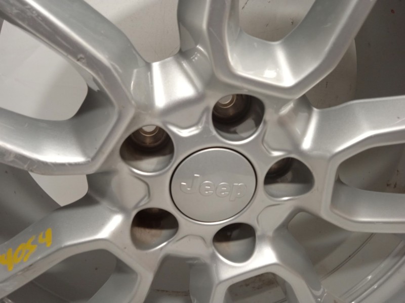 Recambio de llanta para jeep compass (mp, m6, mv, m7) 1.6 multijet referencia OEM IAM 52145033  