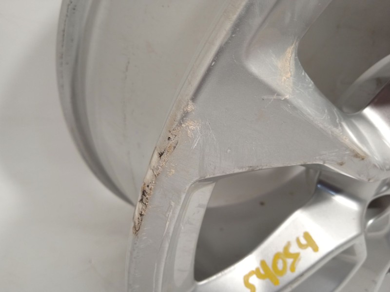 Recambio de llanta para jeep compass (mp, m6, mv, m7) 1.6 multijet referencia OEM IAM 52145033  