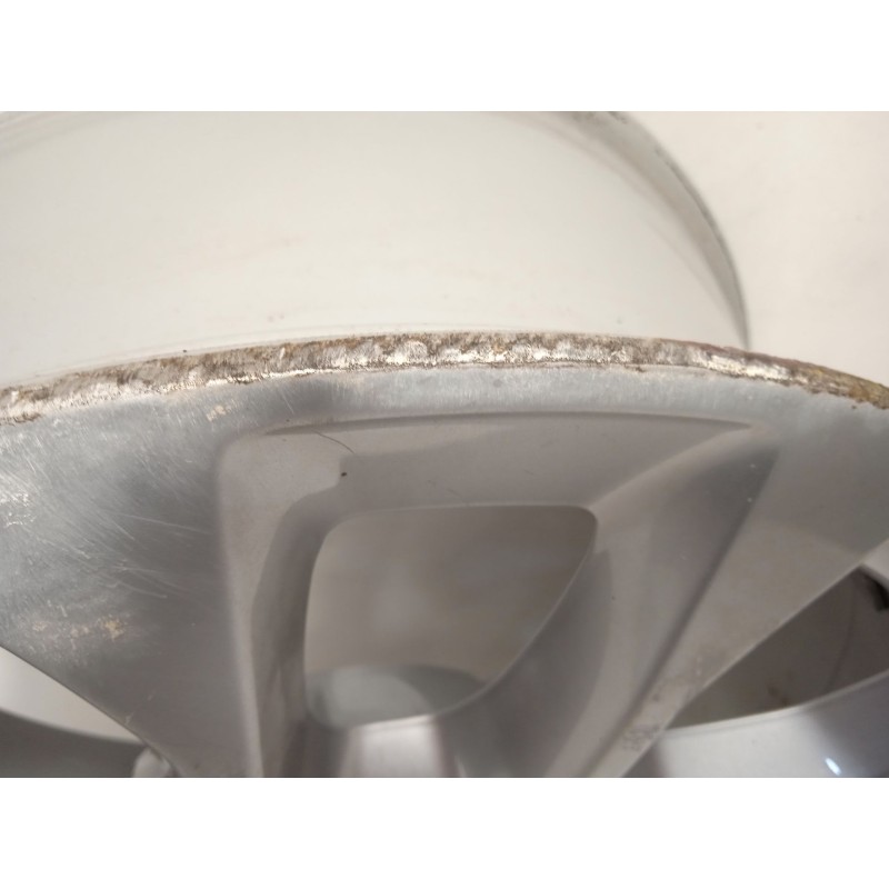 Recambio de llanta para jeep compass (mp, m6, mv, m7) 1.6 multijet referencia OEM IAM 52145033  