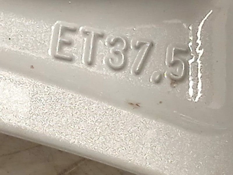 Recambio de llanta para jeep compass (mp, m6, mv, m7) 1.6 multijet referencia OEM IAM 52145033  