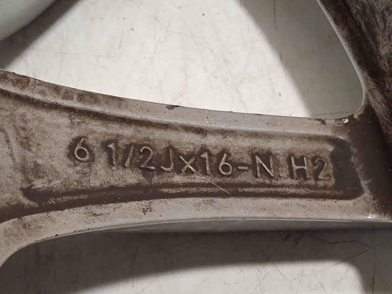 Recambio de llanta para bmw serie 3 touring (g21) 320d referencia OEM IAM 6876921 36116876921 