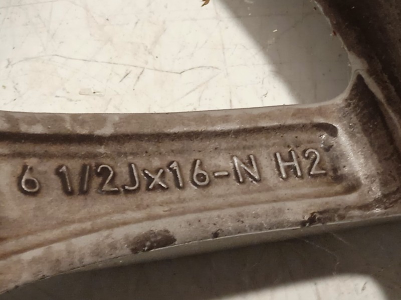 Recambio de llanta para bmw serie 3 touring (g21) 320d referencia OEM IAM 6876921 36116876921 