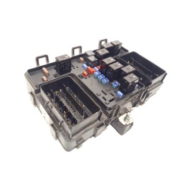 CAJA RELES / FUSIBLES FG9T14A067PB 1909001 