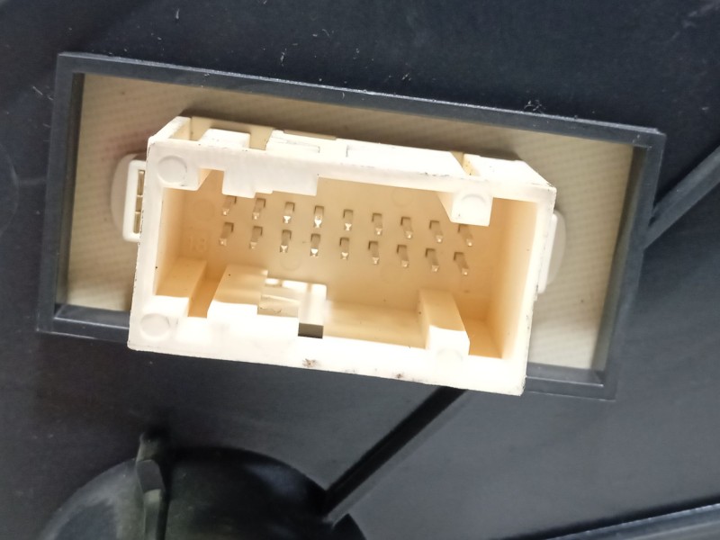 Recambio de cuadro instrumentos para peugeot partner furgoneta/monovolumen 1.6 hdi referencia OEM IAM 9801642280 43U5RW7P 503001