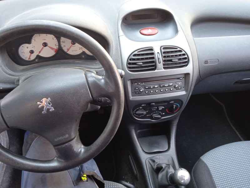 peugeot 206 hatchback (2a/c) del año 2004
