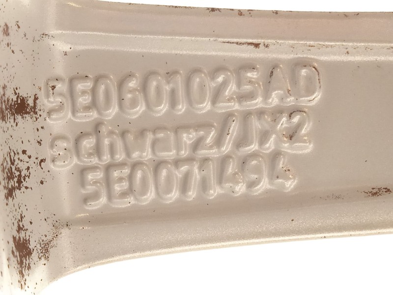 Recambio de llanta para skoda octavia iii (5e3, nl3, nr3) 1.6 tdi referencia OEM IAM 5E0601025B 5E0601025B8Z8 