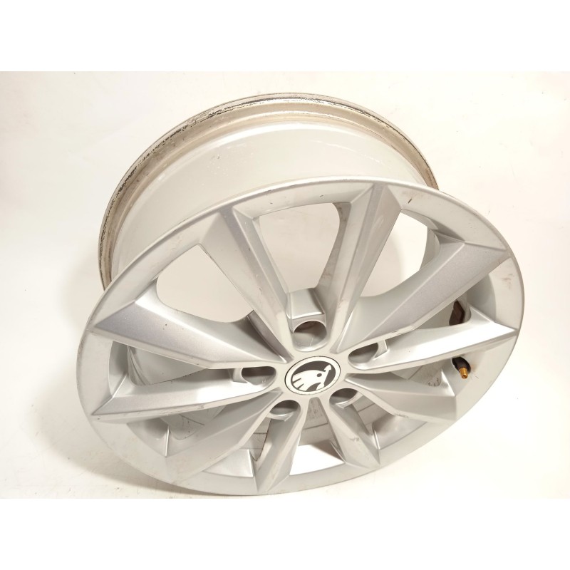 Recambio de llanta para skoda octavia iii (5e3, nl3, nr3) 1.6 tdi referencia OEM IAM 5E0601025B 5E0601025B8Z8 