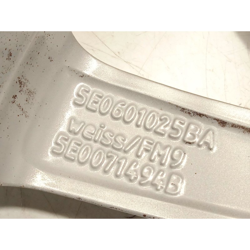 Recambio de llanta para skoda octavia iii (5e3, nl3, nr3) 1.6 tdi referencia OEM IAM 5E0601025B 5E0601025B8Z8 