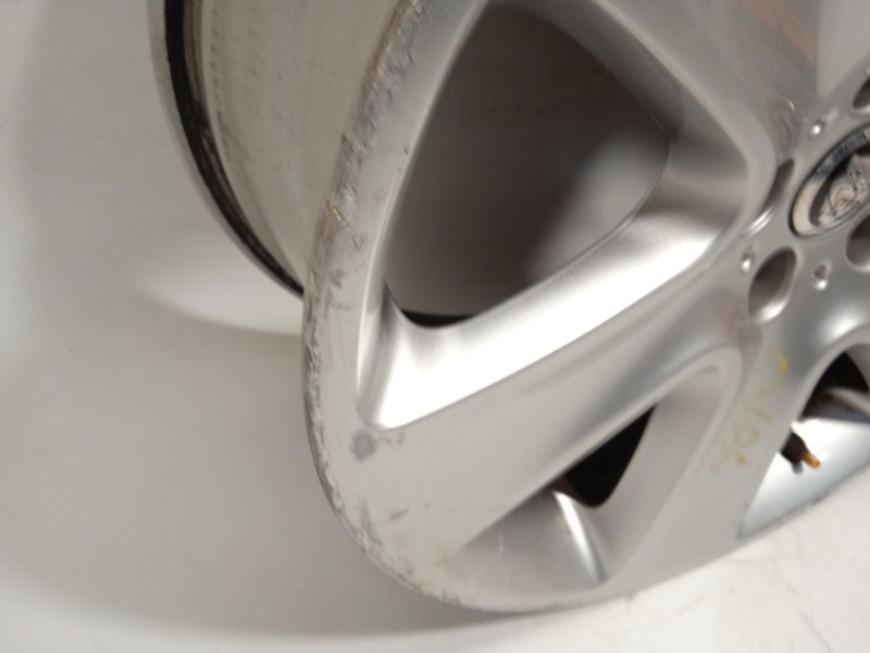 Recambio de llanta para jaguar xf 3.0 v6 diesel s premium luxury referencia OEM IAM 8X231007BA C2Z3371 