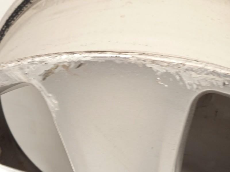 Recambio de llanta para jaguar xf 3.0 v6 diesel s premium luxury referencia OEM IAM 8X231007BA C2Z3371 