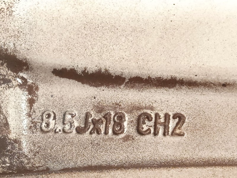 Recambio de llanta para jaguar xf 3.0 v6 diesel s premium luxury referencia OEM IAM 8X231007BA C2Z3371 