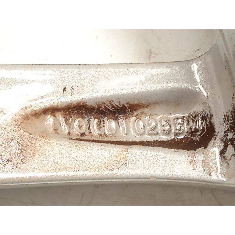 Recambio de llanta para audi a3 (8v1, 8vk) 2.0 tdi referencia OEM IAM 8V0601025BM  