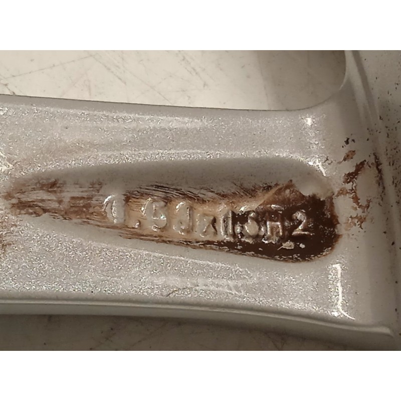 Recambio de llanta para audi a3 (8v1, 8vk) 2.0 tdi referencia OEM IAM 8V0601025BM  