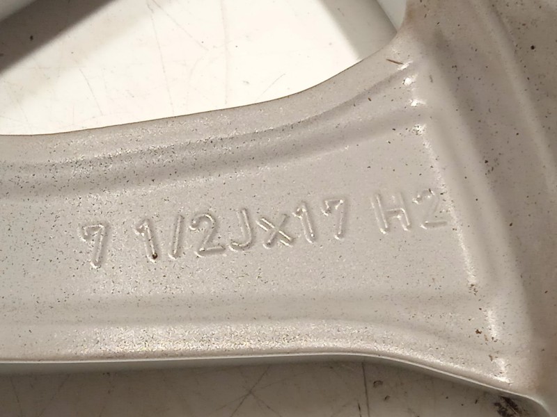 Recambio de llanta para bmw 3 touring (g21, g81) 320 e plug-in-hybrid referencia OEM IAM 7915323 36117915323 