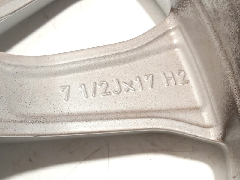 Recambio de llanta para bmw 3 touring (g21, g81) 320 e plug-in-hybrid referencia OEM IAM 7915323 36117915323 