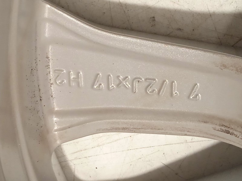 Recambio de llanta para bmw 3 touring (g21, g81) 320 e plug-in-hybrid referencia OEM IAM 7915323 36117915323 