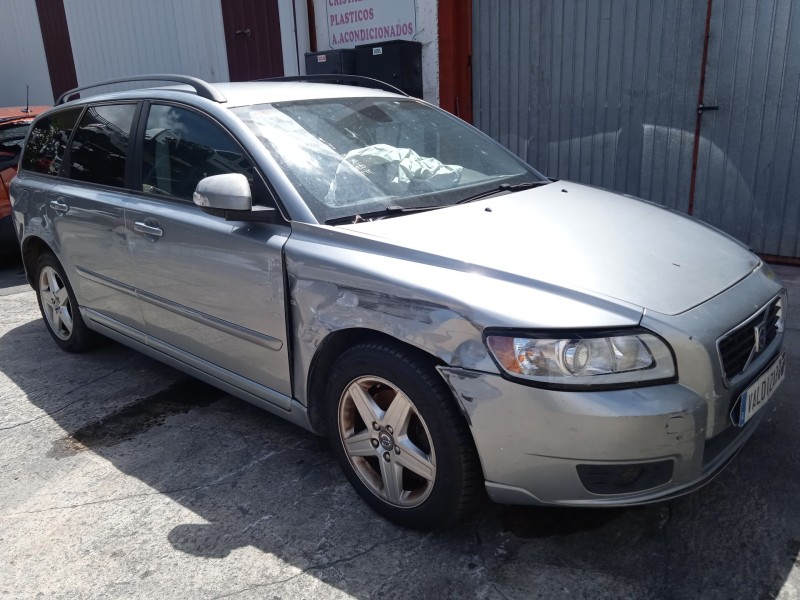 volvo v50 (545) del año 2010