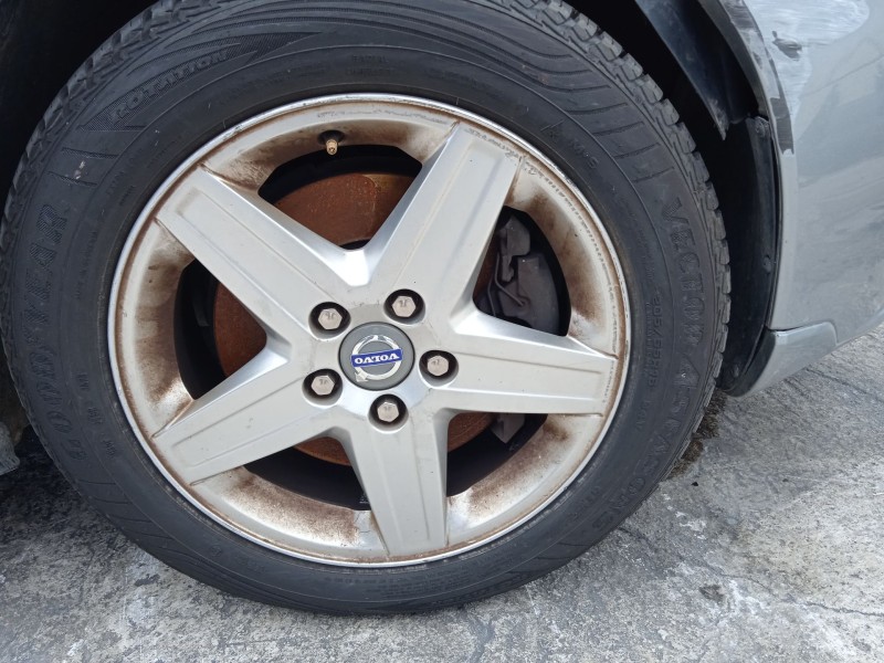 volvo v50 (545) del año 2010