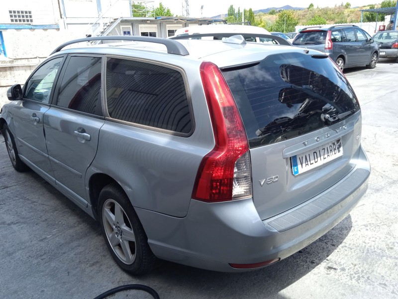volvo v50 (545) del año 2010