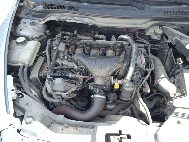 volvo v50 (545) del año 2010