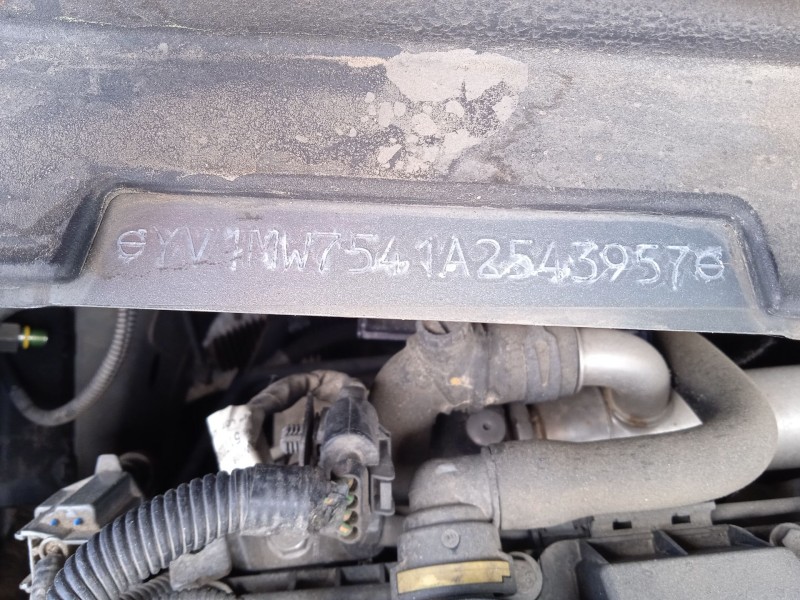 volvo v50 (545) del año 2010