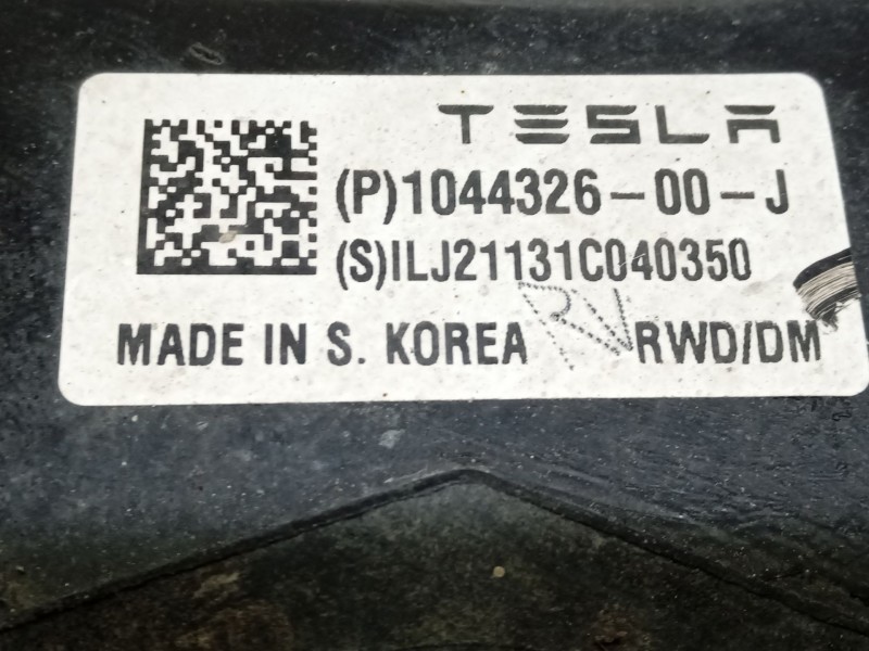 Recambio de brazo suspension superior delantero derecho para tesla model 3 (5yj3) ev referencia OEM IAM 104432600J  